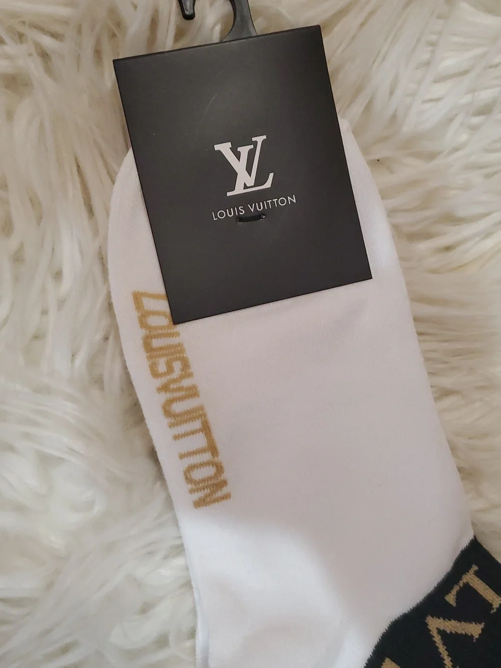 Louis Vuitton Socks - Picture 3 of 4